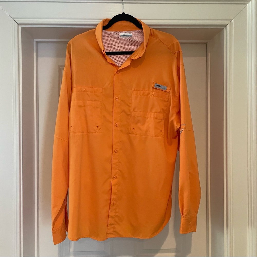 Men’s large Columbia tee shirt